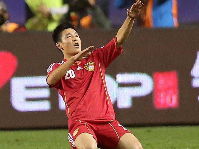  狼队降级后大规模抛售主力球员  