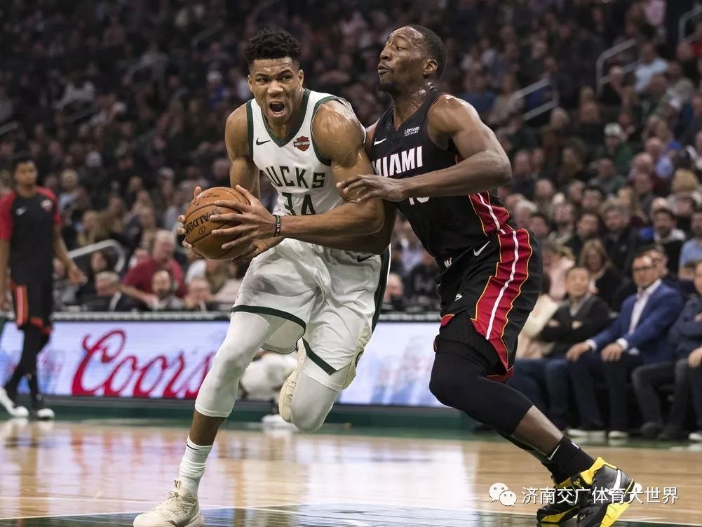  字母哥50+20+15雄鹿狂胜残阵公牛  