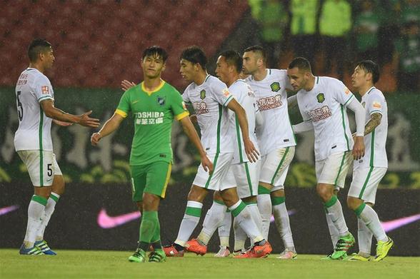  慕尼黑德比战上演进球大战平局收场  